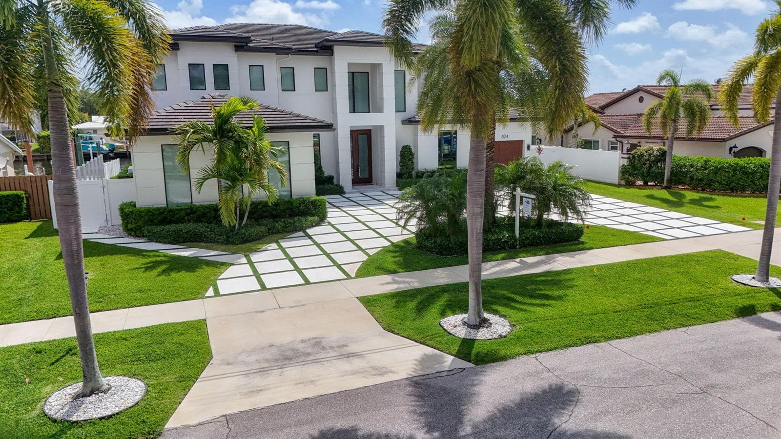 824 Shore Drive photo 9