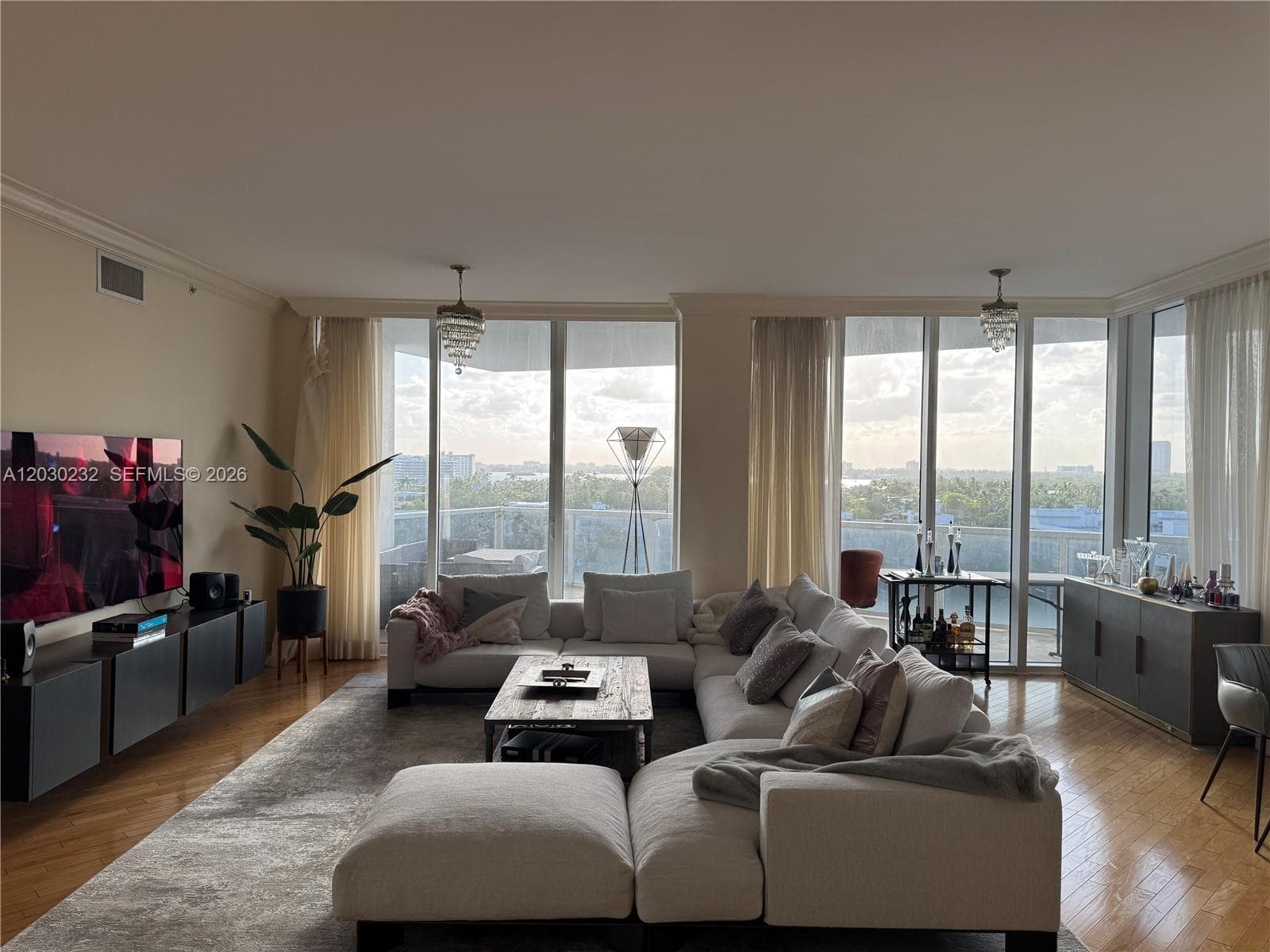 10225 Collins Ave 503 photo 6