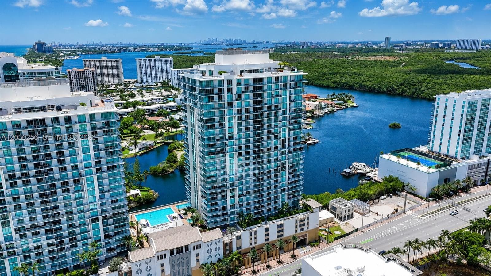 330 Sunny Isles Blvd 5-1107 photo 1