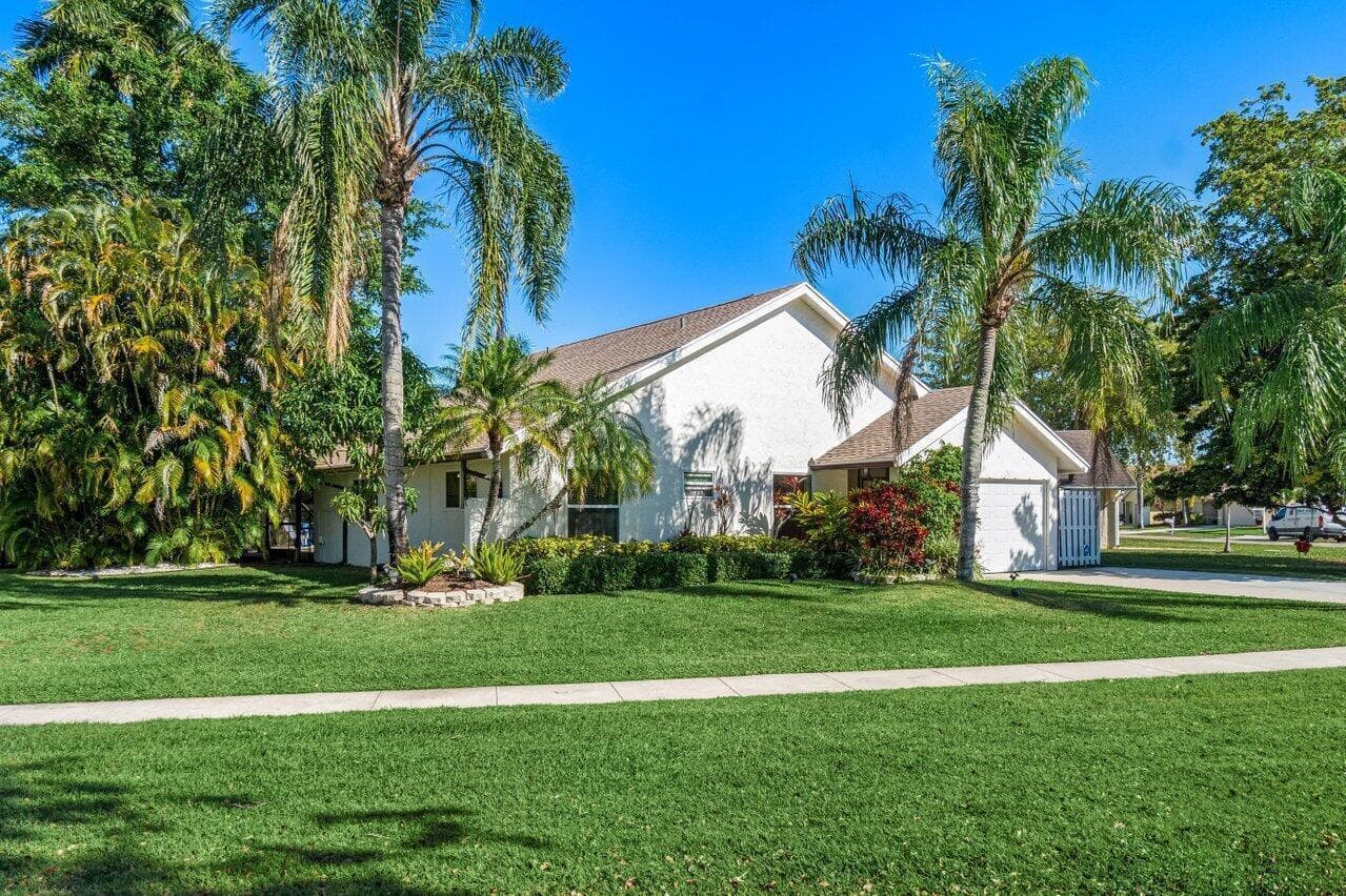 22525 Swordfish Drive photo 3