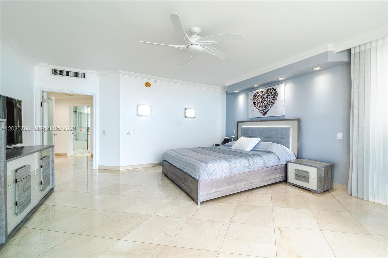 21050 Point Pl 2601 photo 12