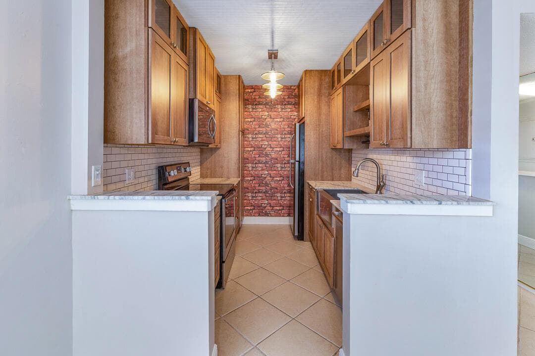 3351 Spanish Trail 115 photo 3