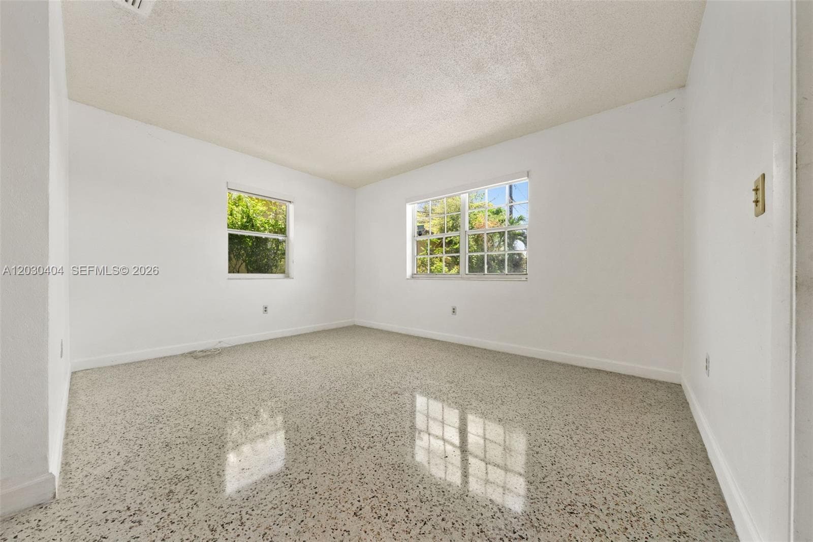 3211 NW 13th Ter 3211 photo 17