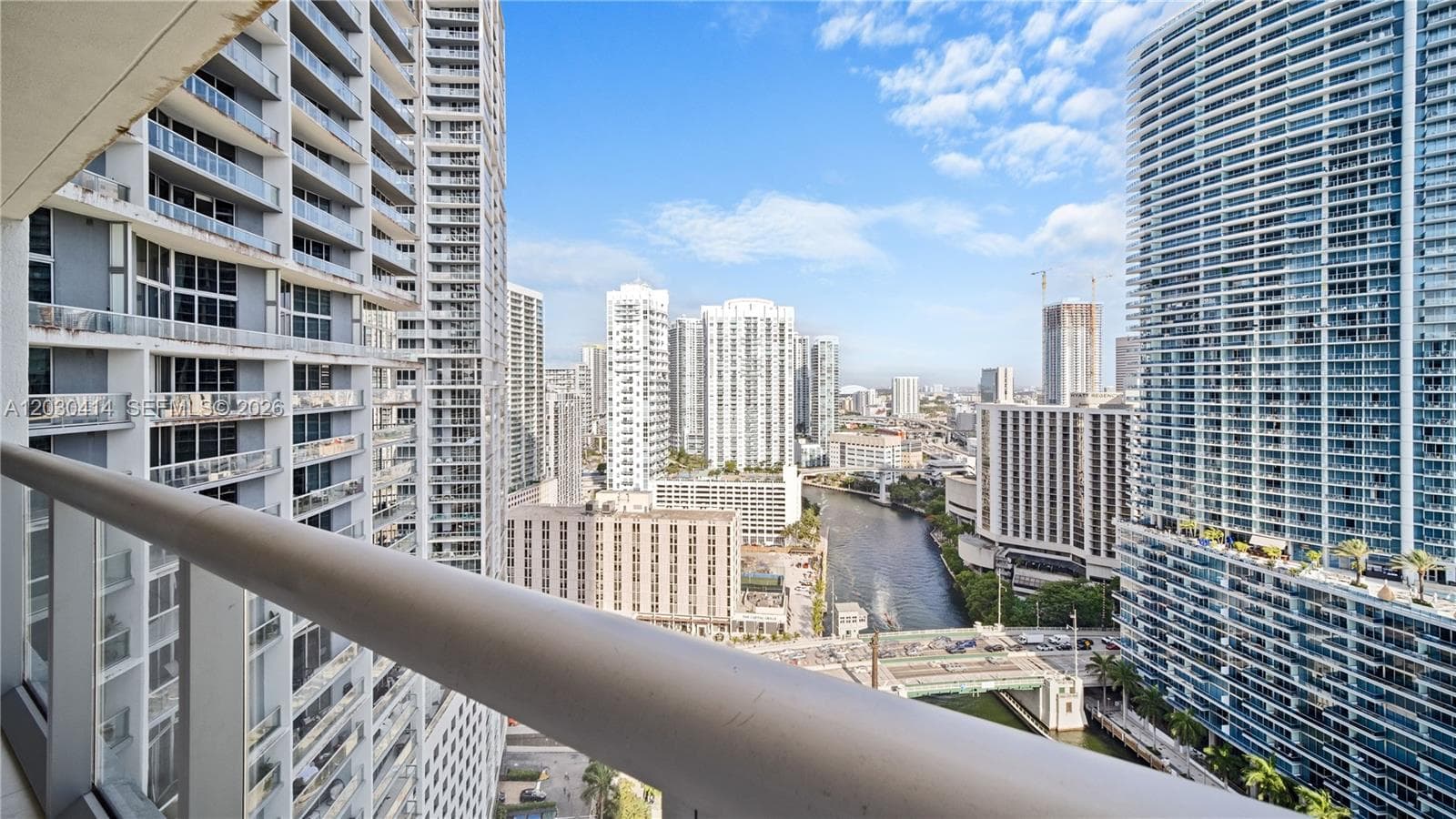 465 Brickell Ave 2704 photo 1