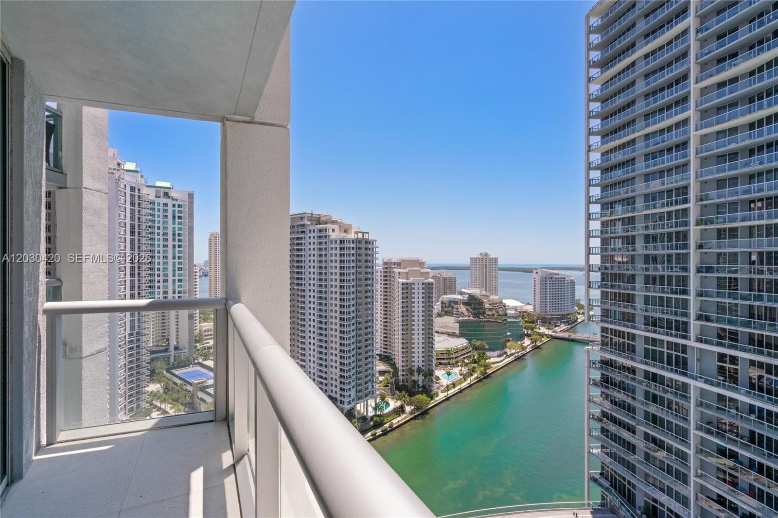 475 Brickell Ave 2607 photo 17