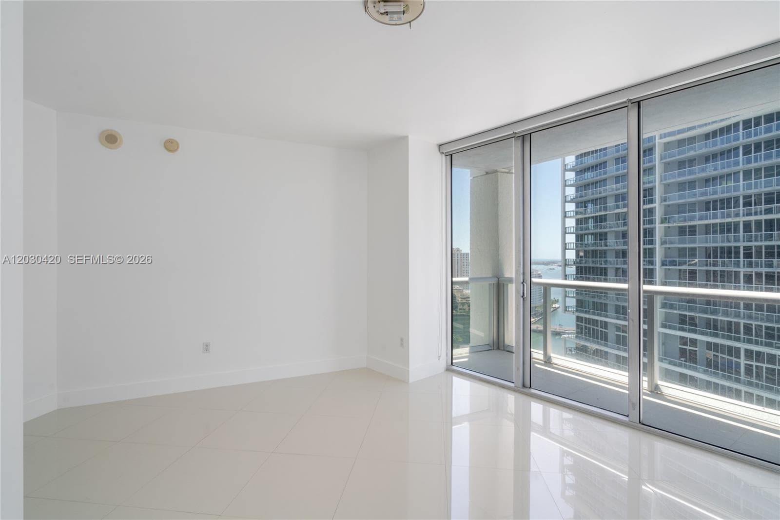 475 Brickell Ave 2607 photo 19