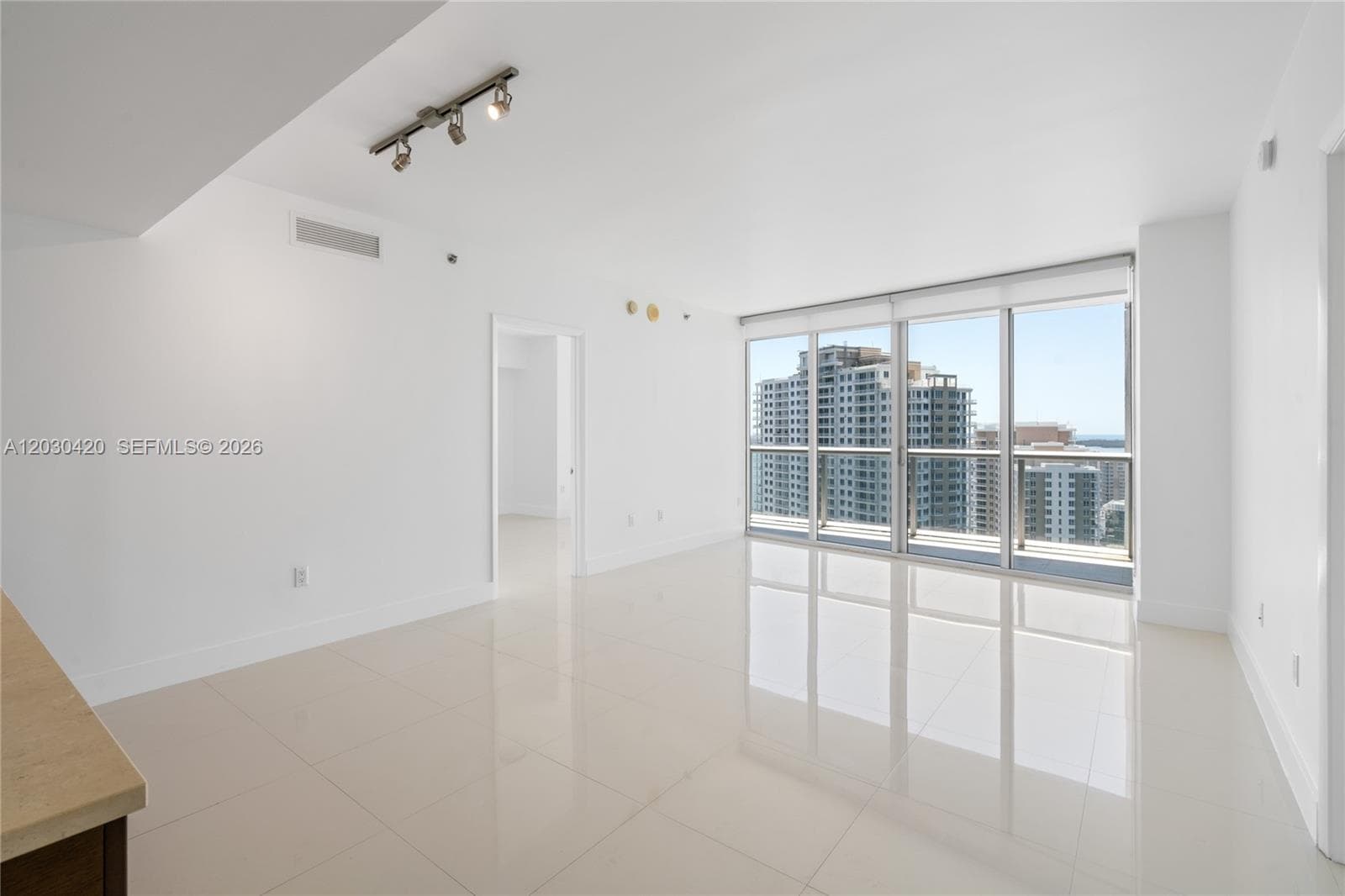 475 Brickell Ave 2607 photo 8