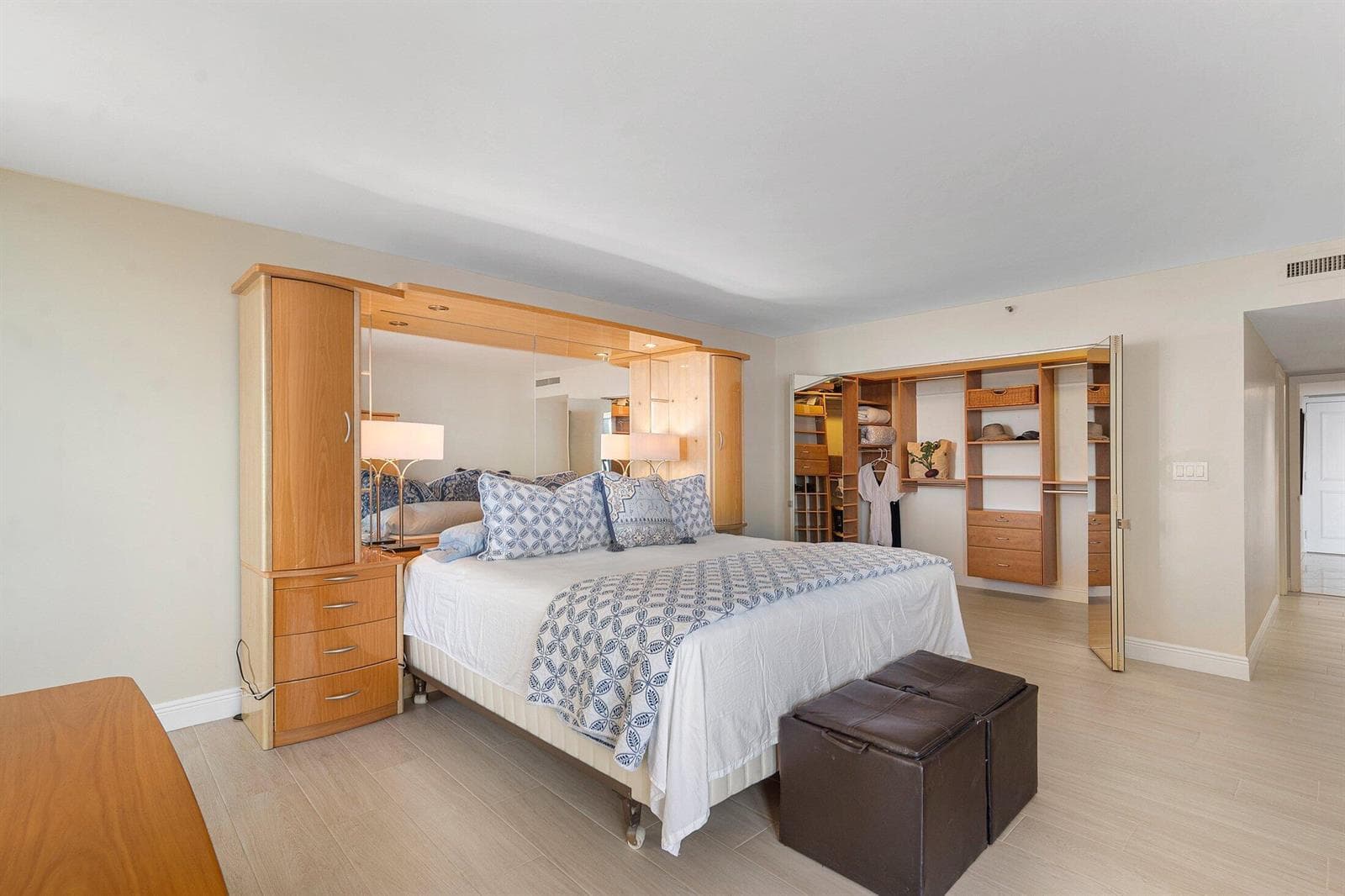 5080 N Ocean Drive 6c photo 16