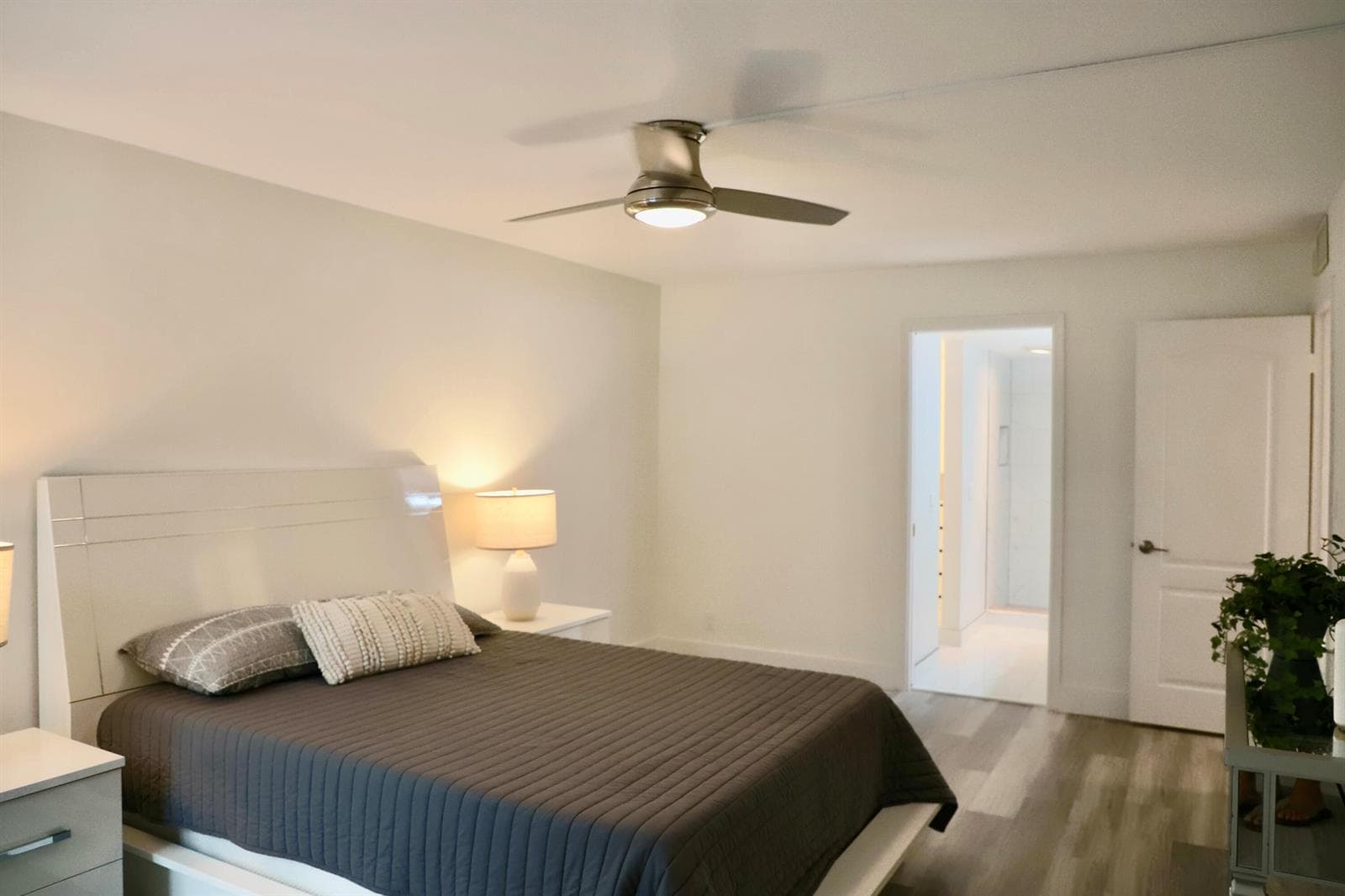 1301 River Reach Drive 111 photo 11