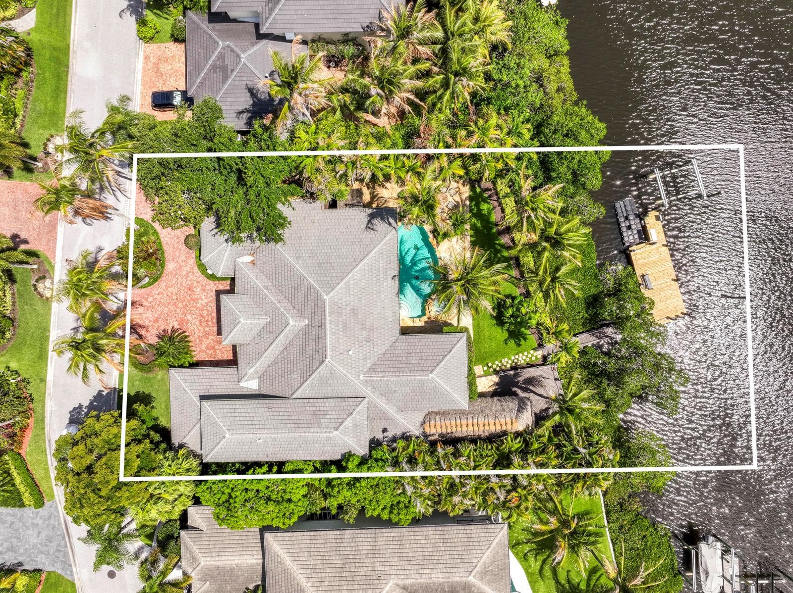 19028 SE Windward Island Lane 3