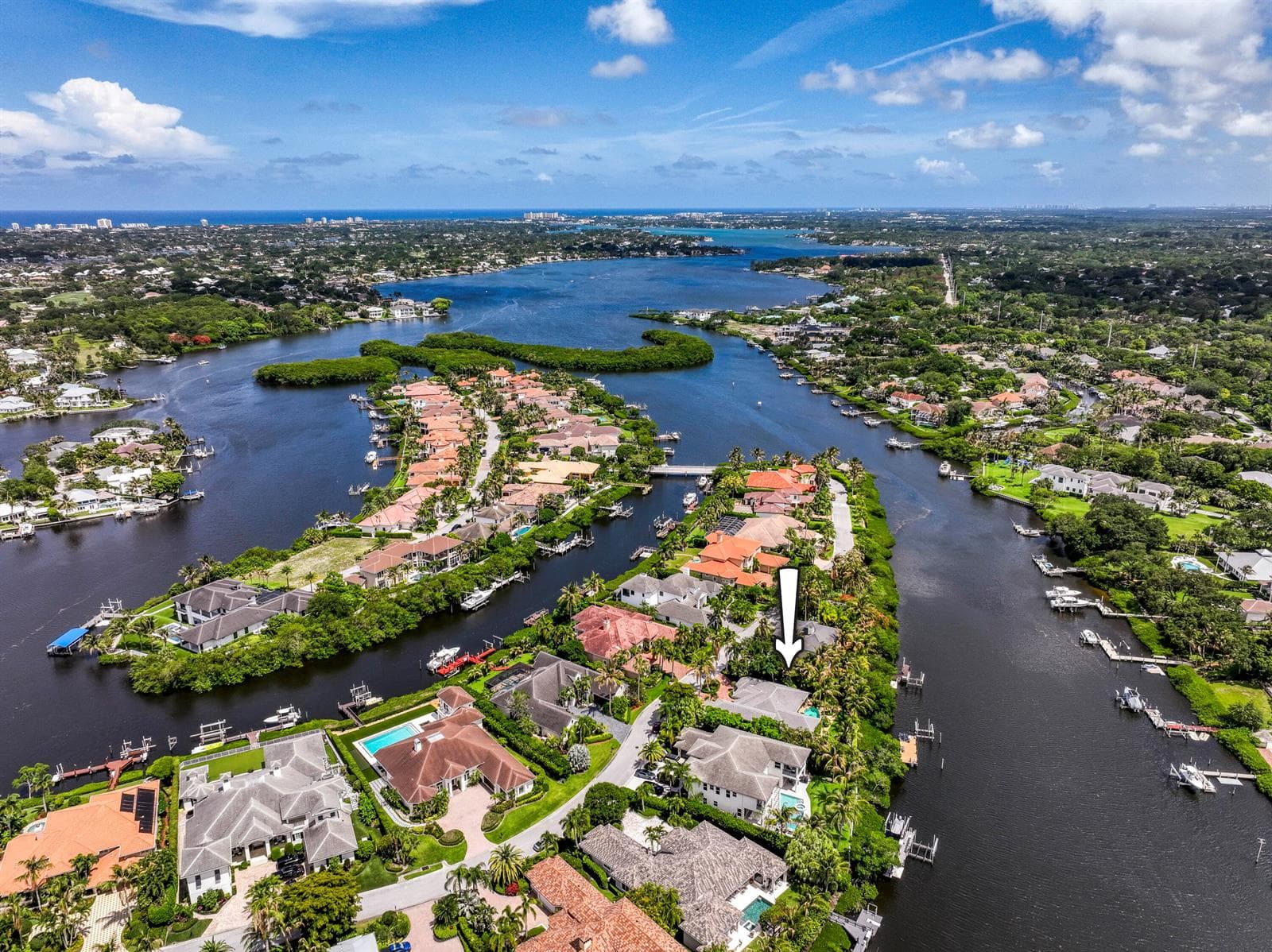 19028 SE Windward Island Lane 1