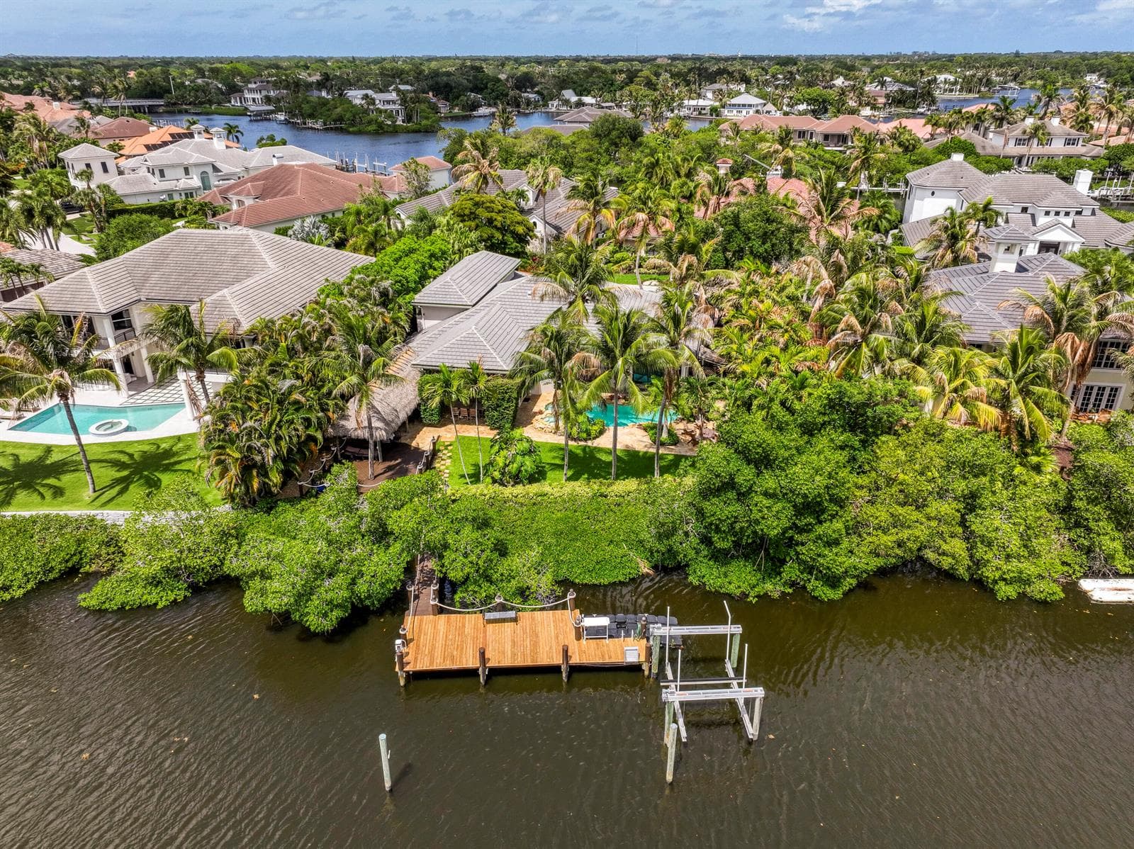 19028 SE Windward Island Lane 4