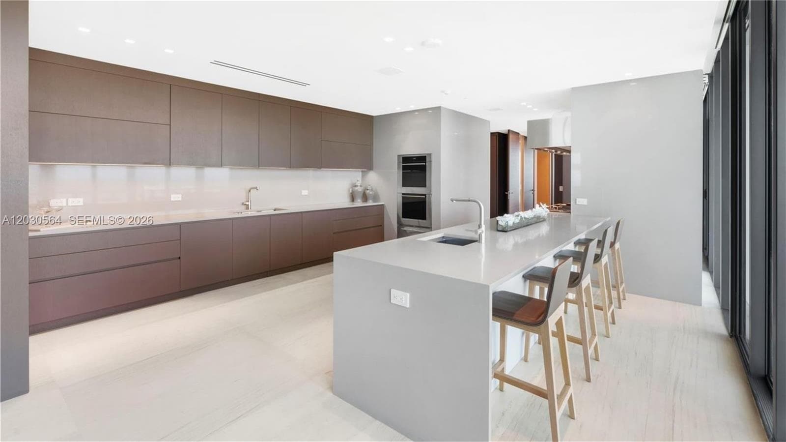 19575 Collins Ave PH-43 photo 10