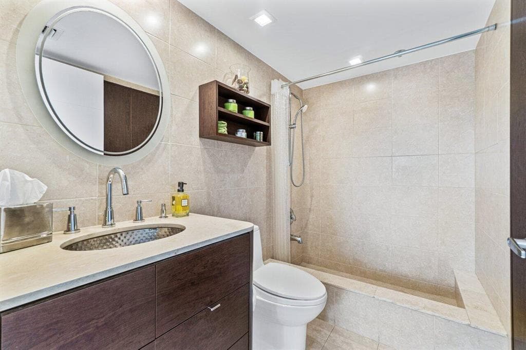 2707 N Ocean Boulevard D603 photo 20