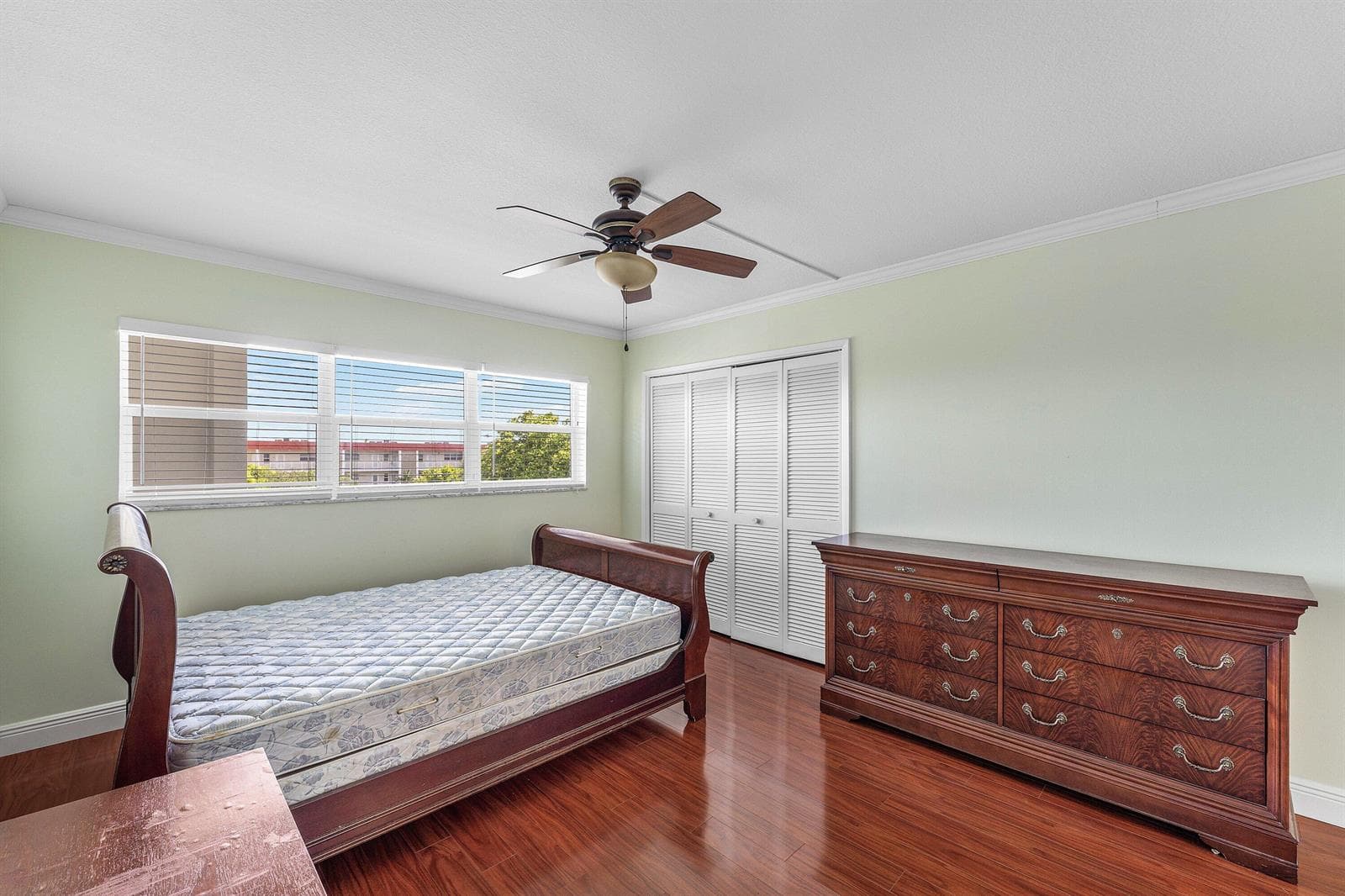 3150 NE 48th Court 411 photo 22