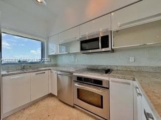 601 NE 36th St 3110 photo 17