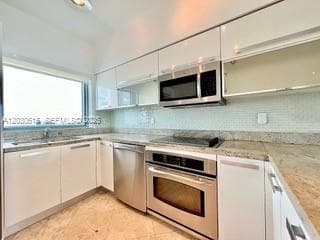 601 NE 36th St 3110 photo 20