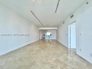 601 NE 36th St 3110 photo 14
