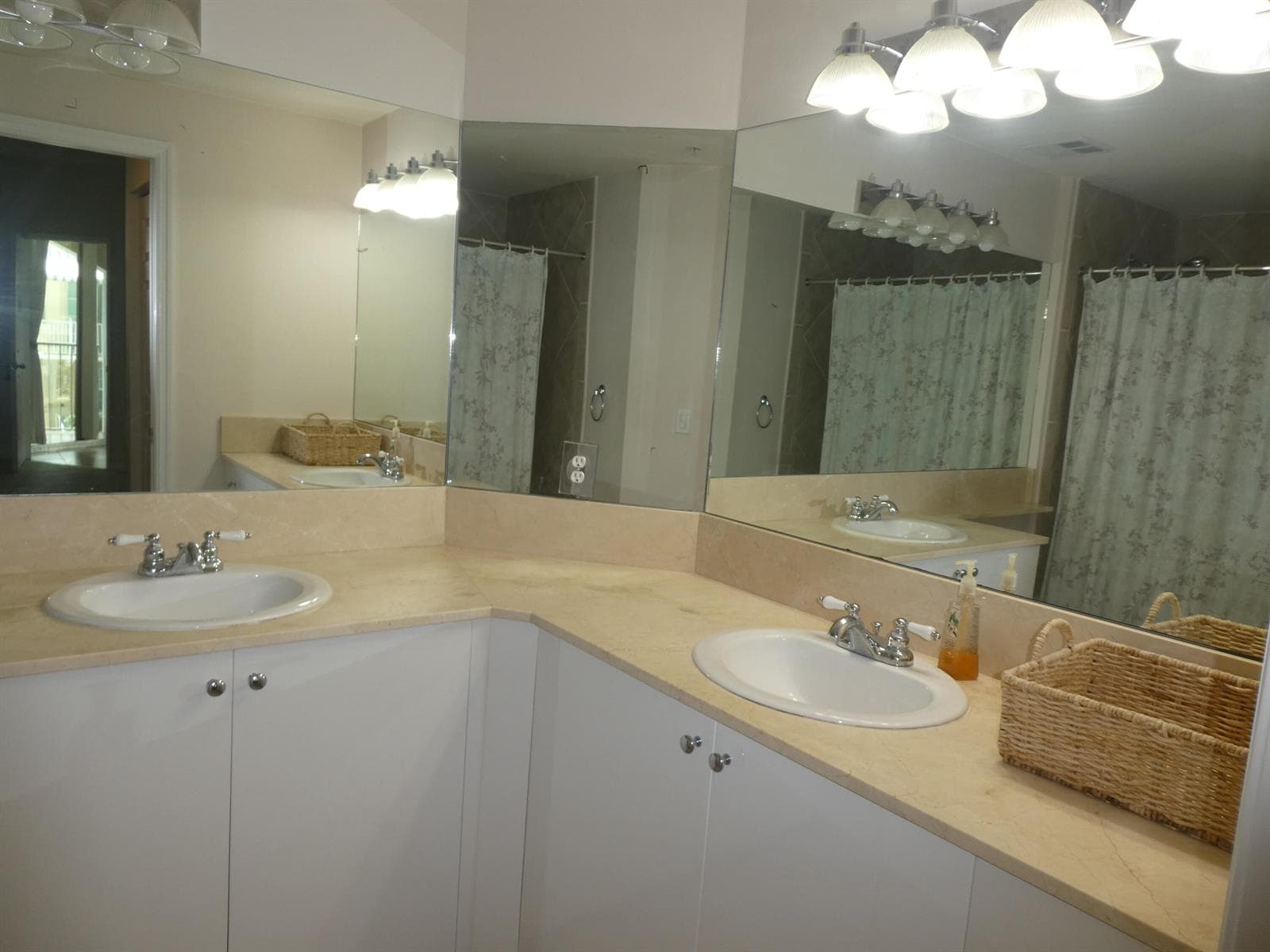 804 E Windward Way 211 photo 13