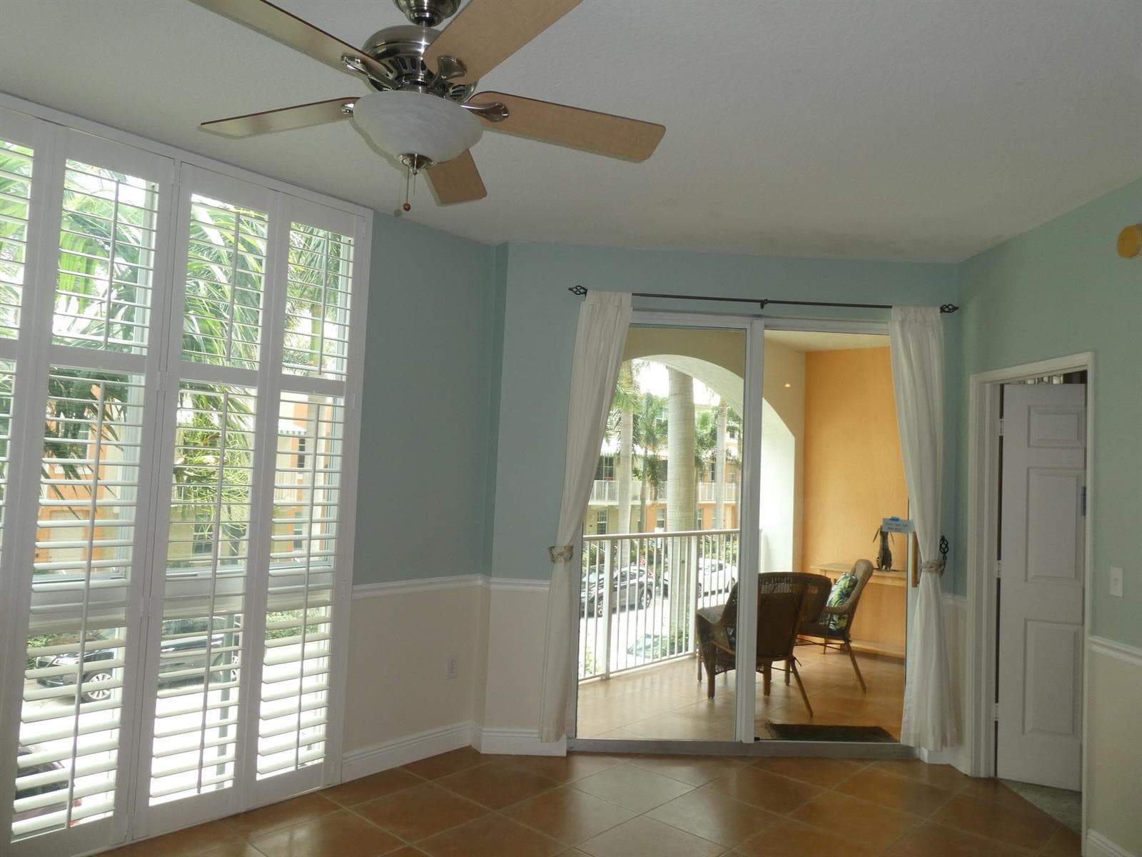 804 E Windward Way 211 photo 5