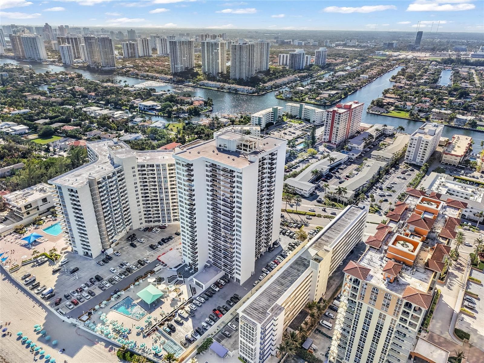 3140 S Ocean Drive 208 photo 6