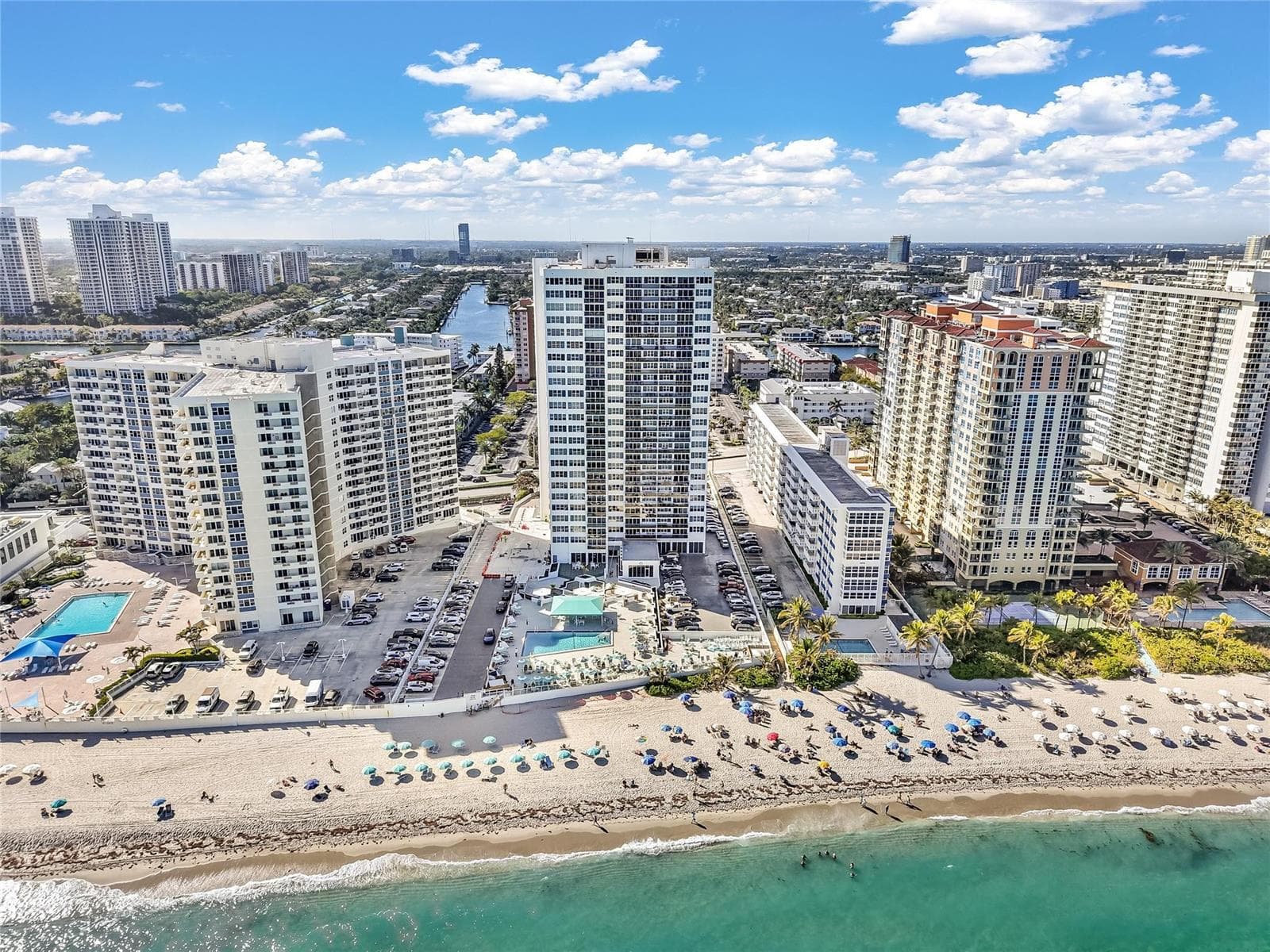 3140 S Ocean Drive 208 photo 3