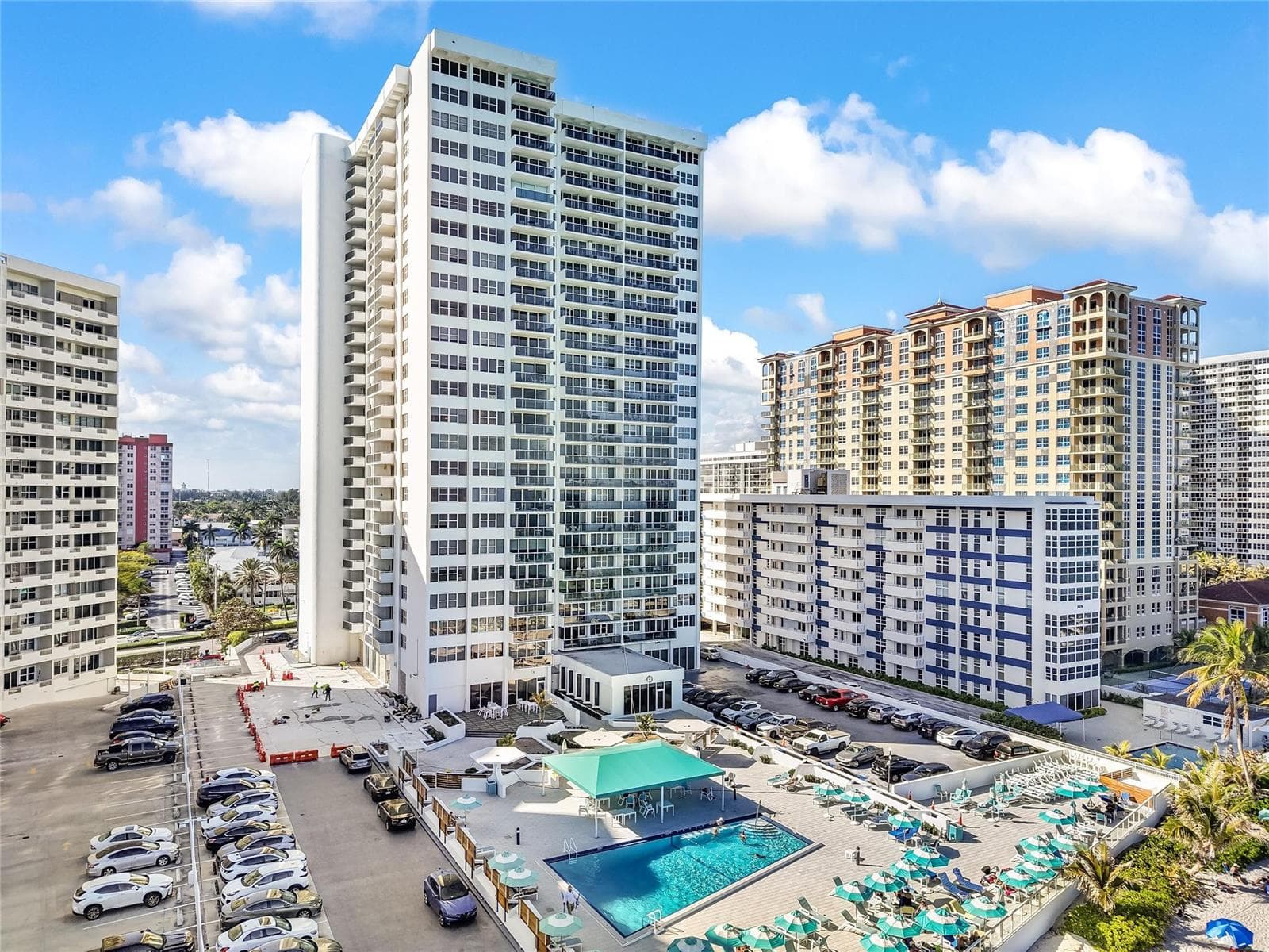 3140 S Ocean Drive 208 photo 5
