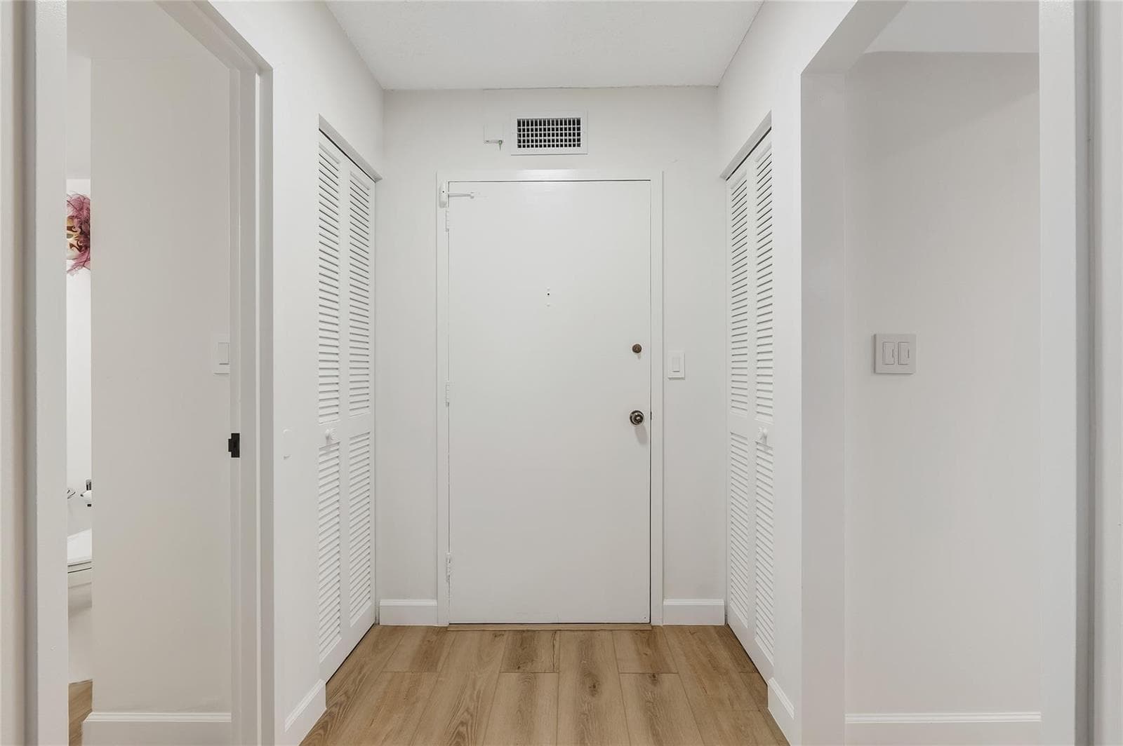 3140 S Ocean Drive 208 photo 20