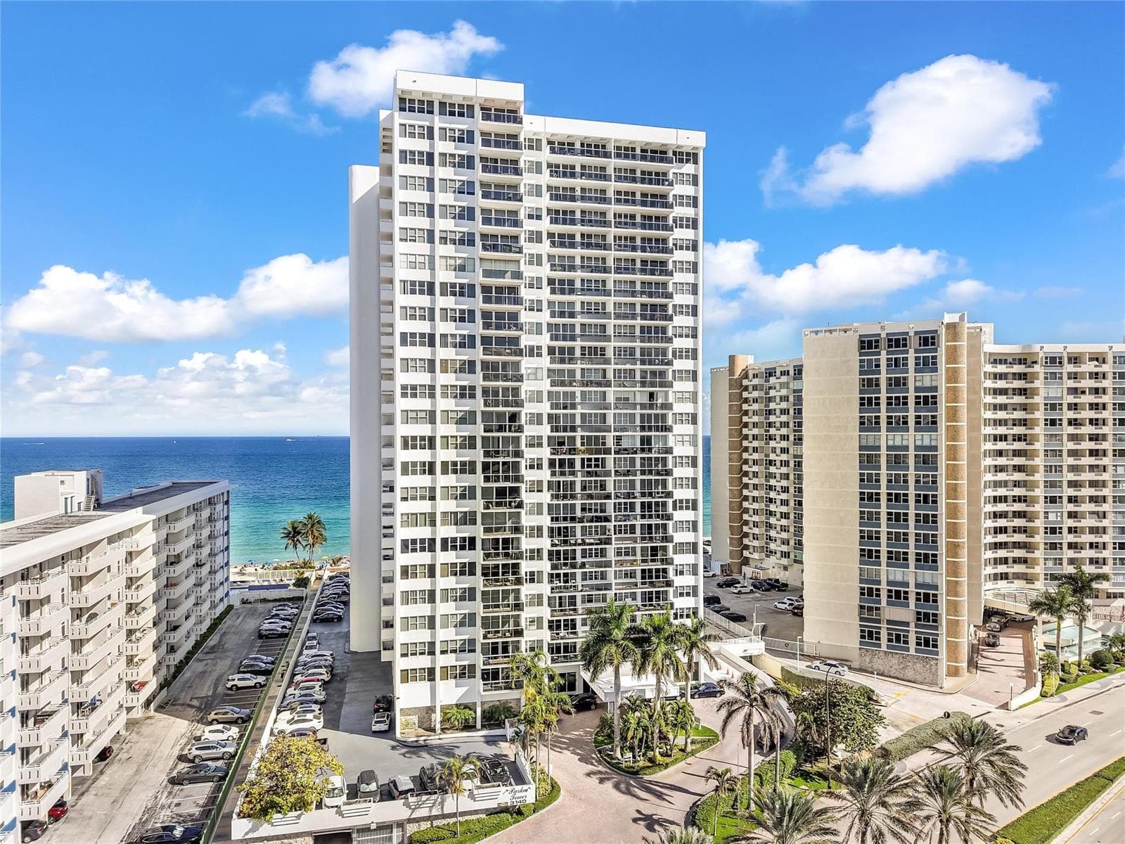 3140 S Ocean Drive 208 photo 8