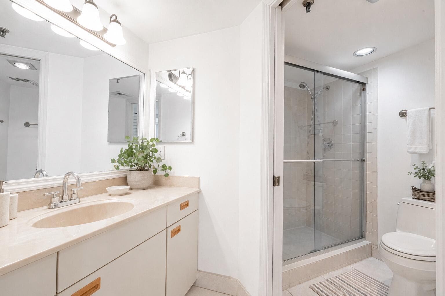 9650 S Ocean Drive 1106 photo 24