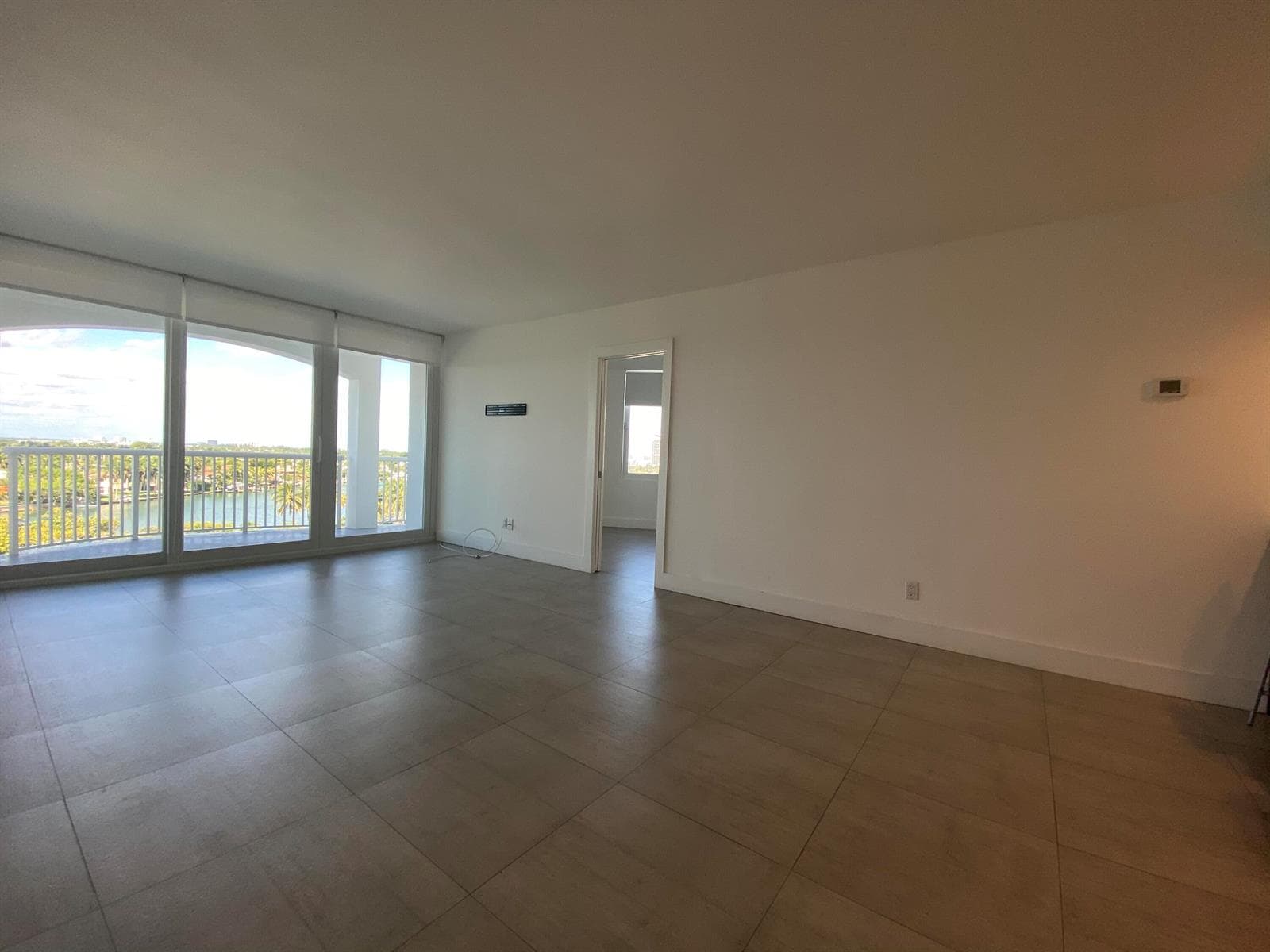 5401 Collins Avenue 620 photo 13