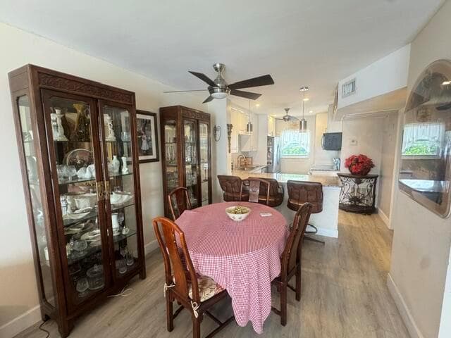 2400 NE 16th Street Unit 205 photo 5