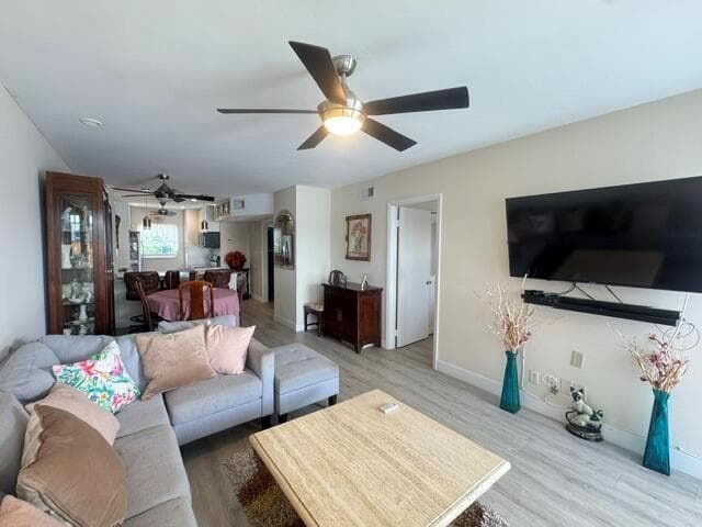 2400 NE 16th Street Unit 205 photo 4