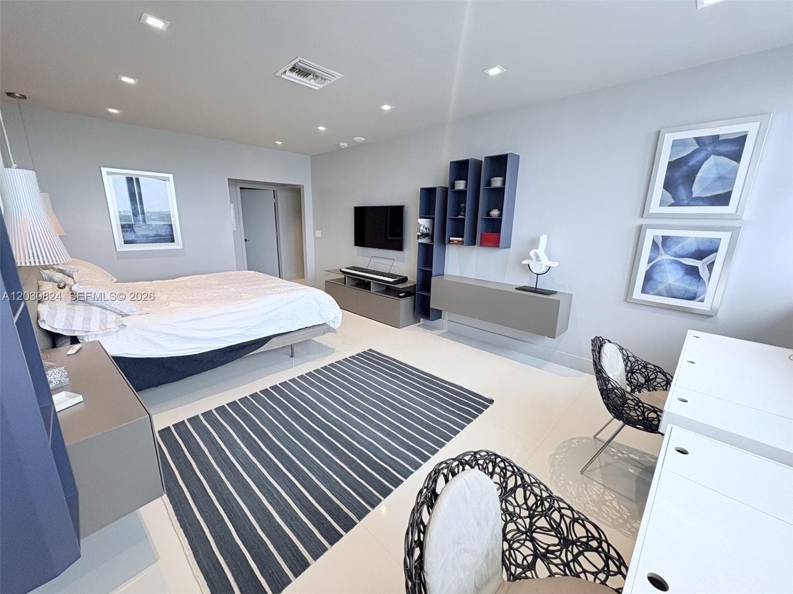 10275 Collins Ave 1522 photo 12