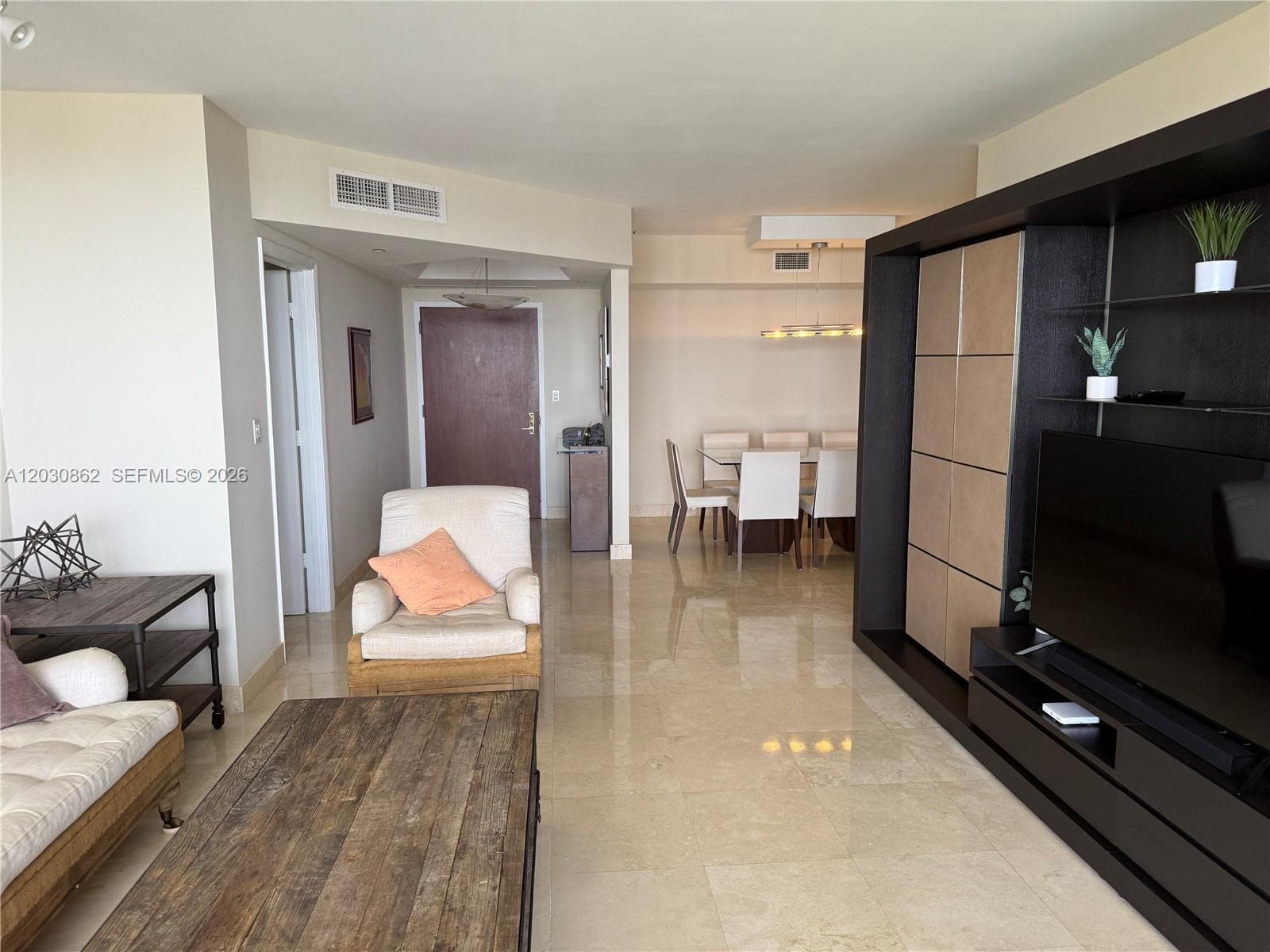 7000 Island Blvd 2403 photo 11