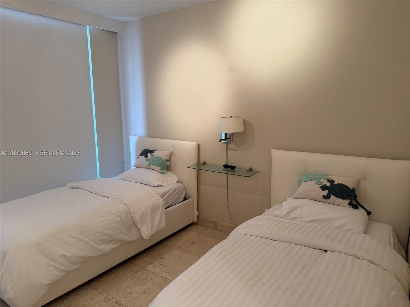 7000 Island Blvd 2403 photo 12