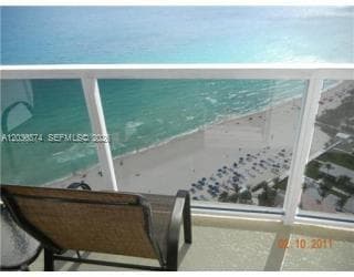 18001 Collins Ave 1010 photo 2