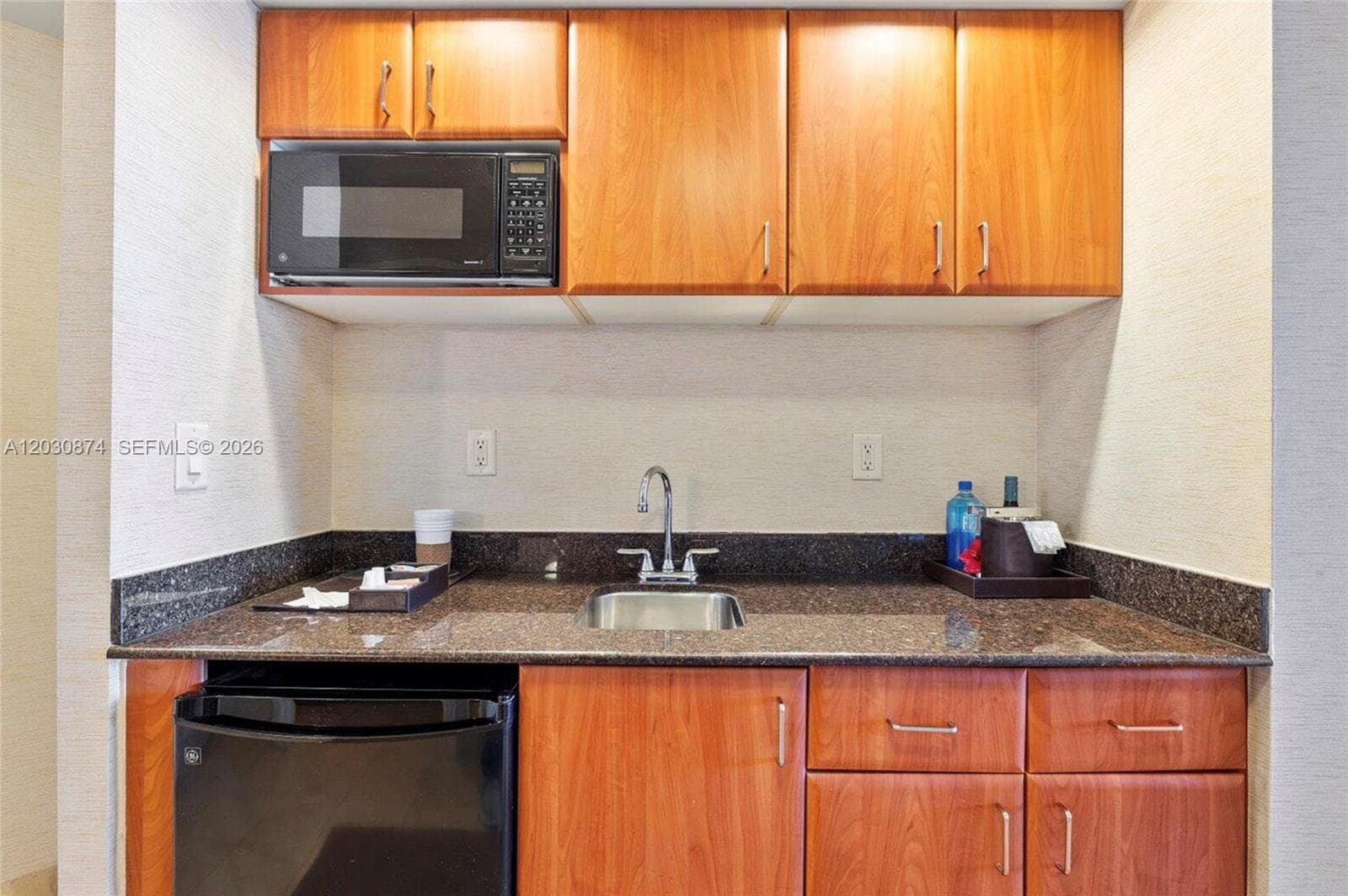18001 Collins Ave 1010 photo 6
