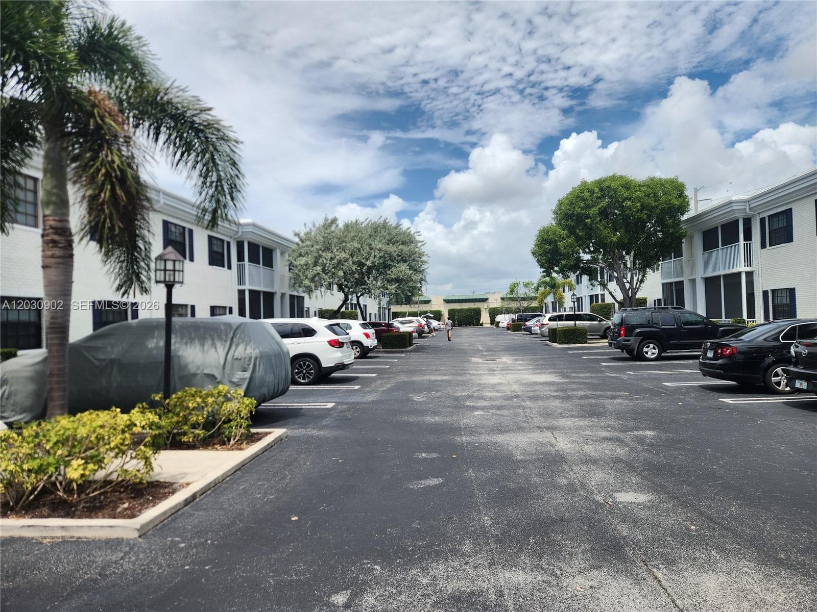 160 Cypress Club Dr 608 photo 17