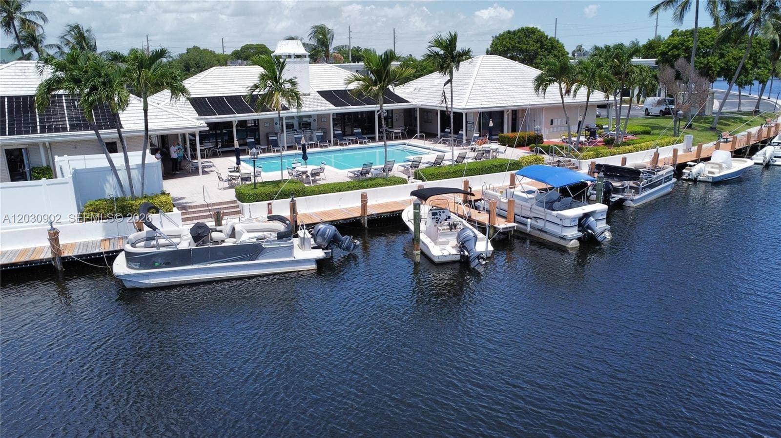 160 Cypress Club Dr 608 photo 1