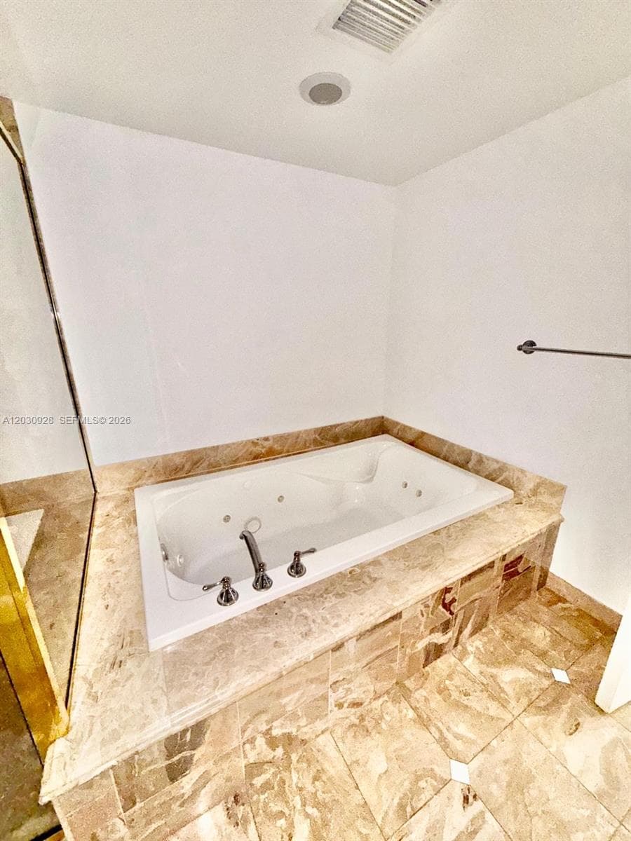 9595 Collins Ave N2-G photo 8