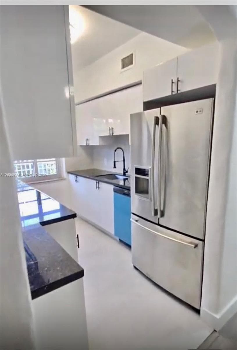 2131 Calais Dr 7 photo 17