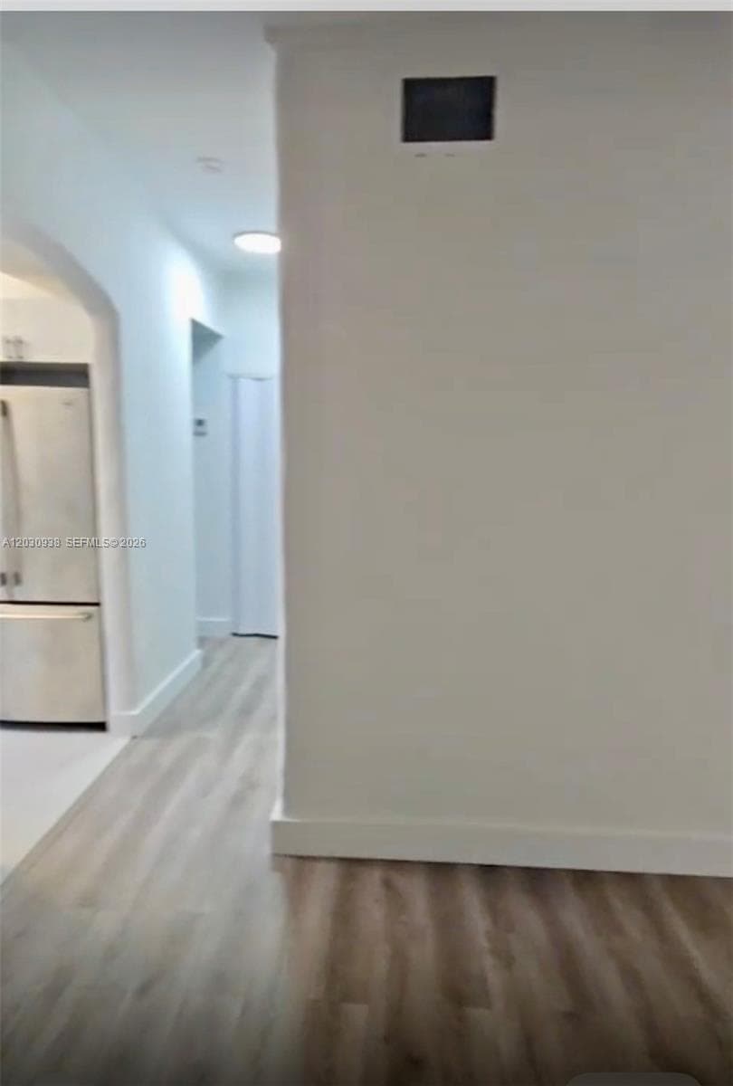 2131 Calais Dr 7 photo 3