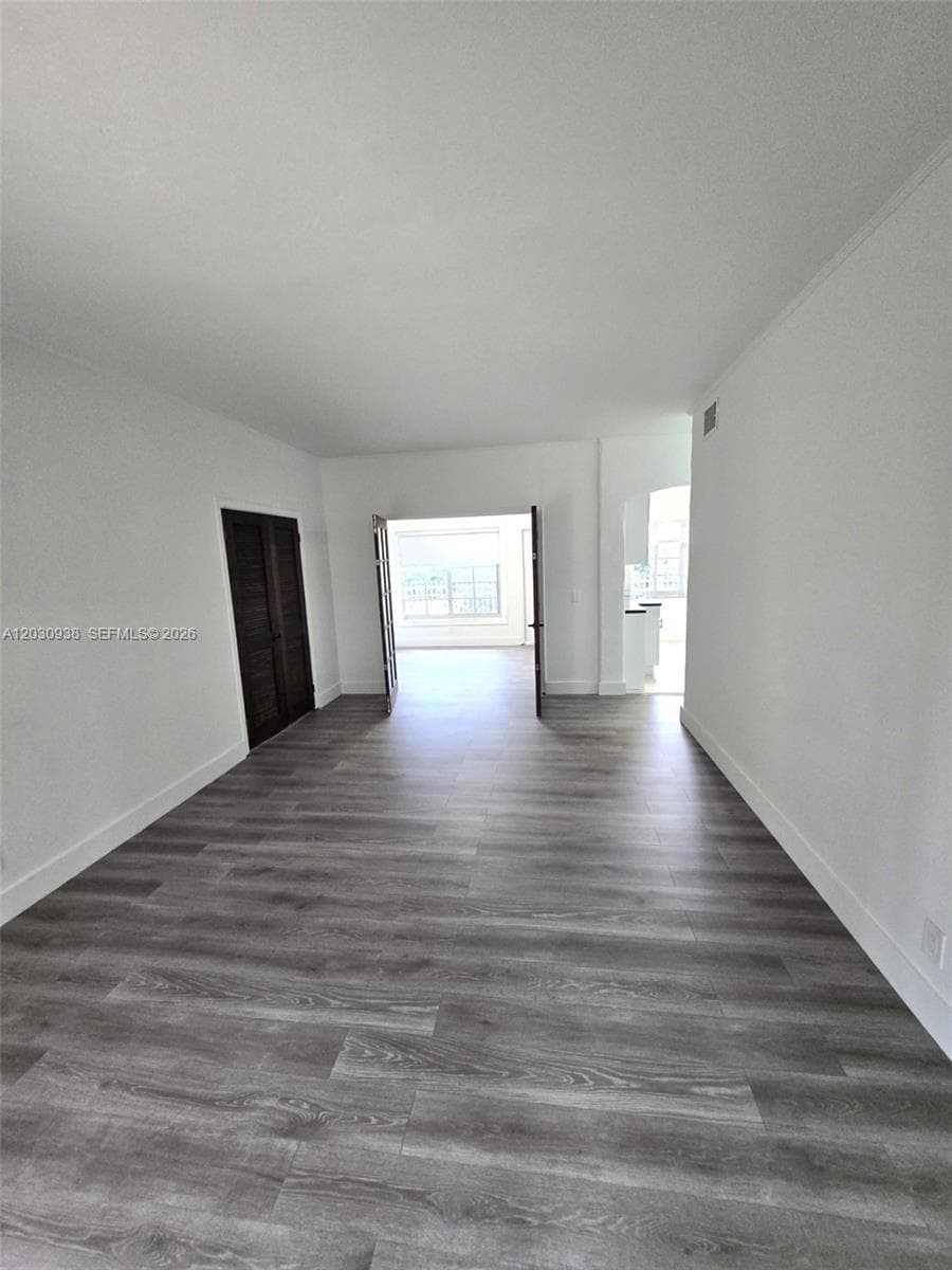 2131 Calais Dr 7 photo 8