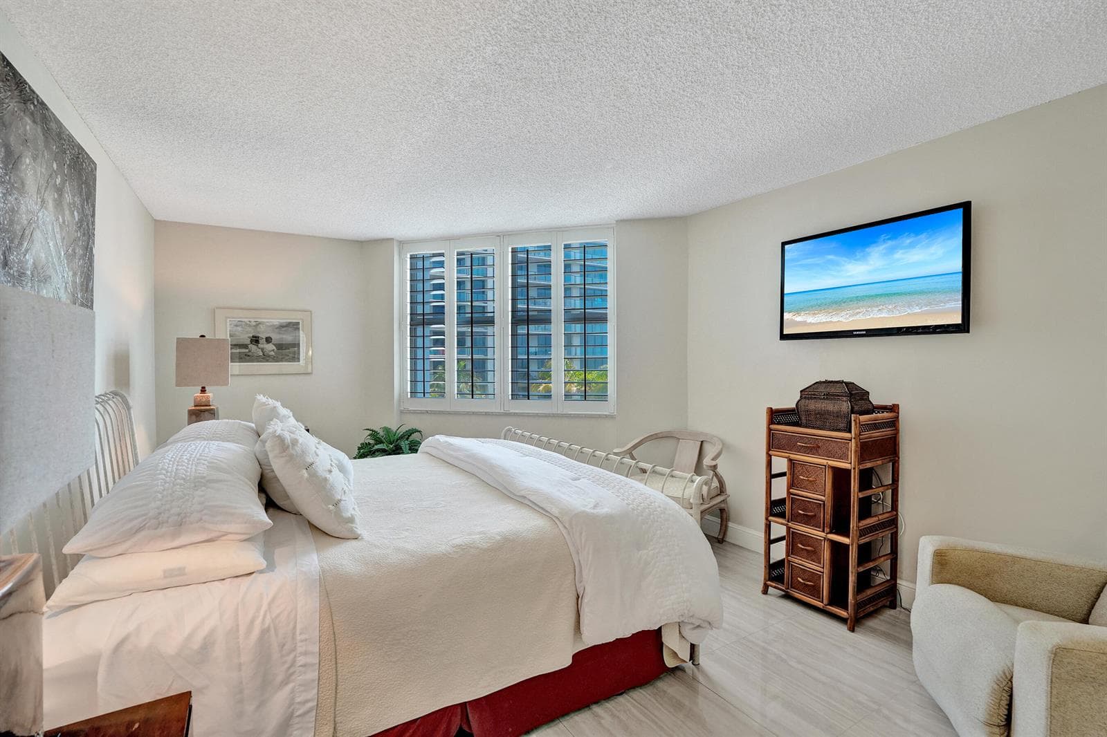 1340 S Ocean Boulevard 303 photo 12