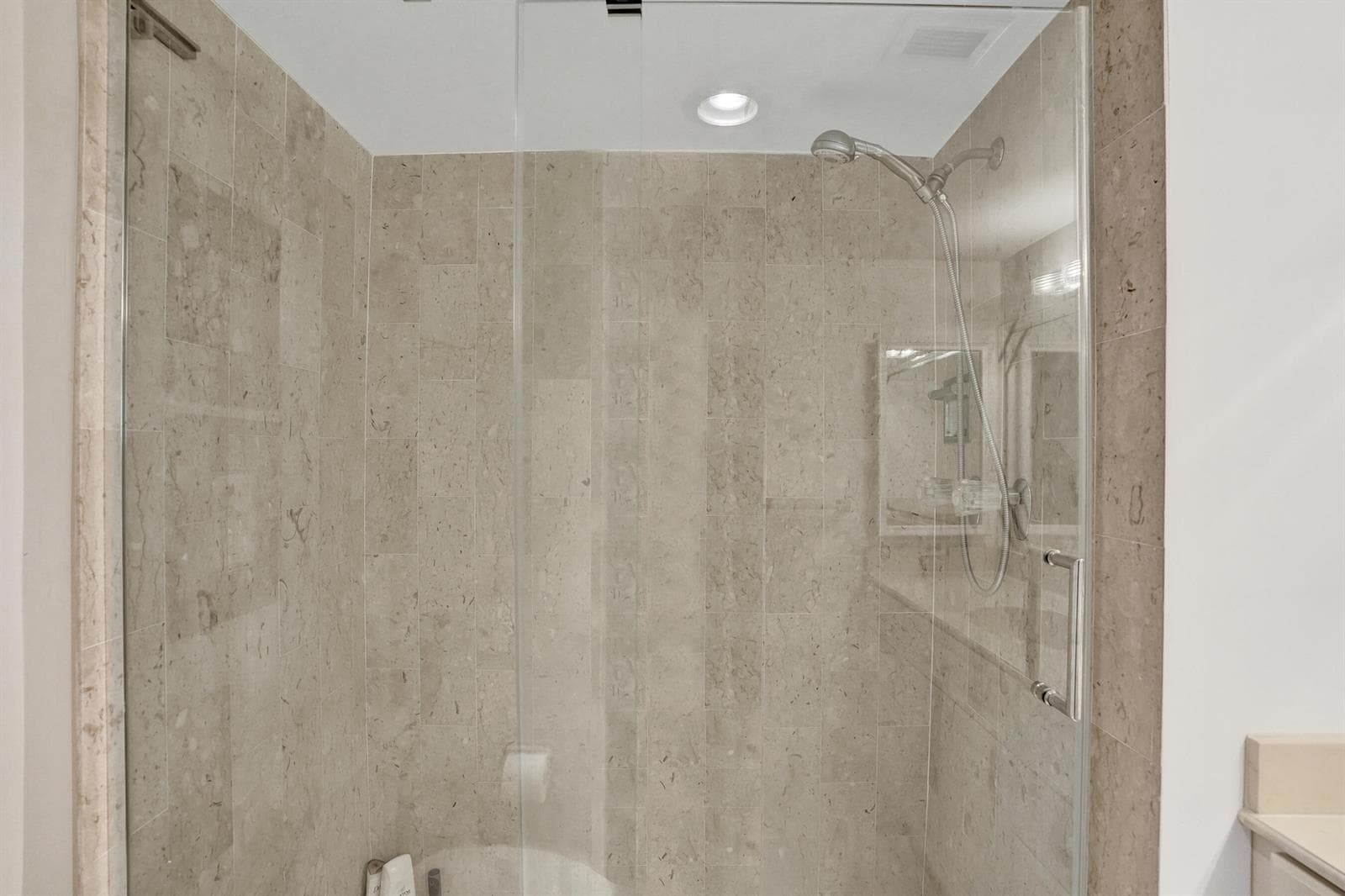 1340 S Ocean Boulevard 303 photo 10