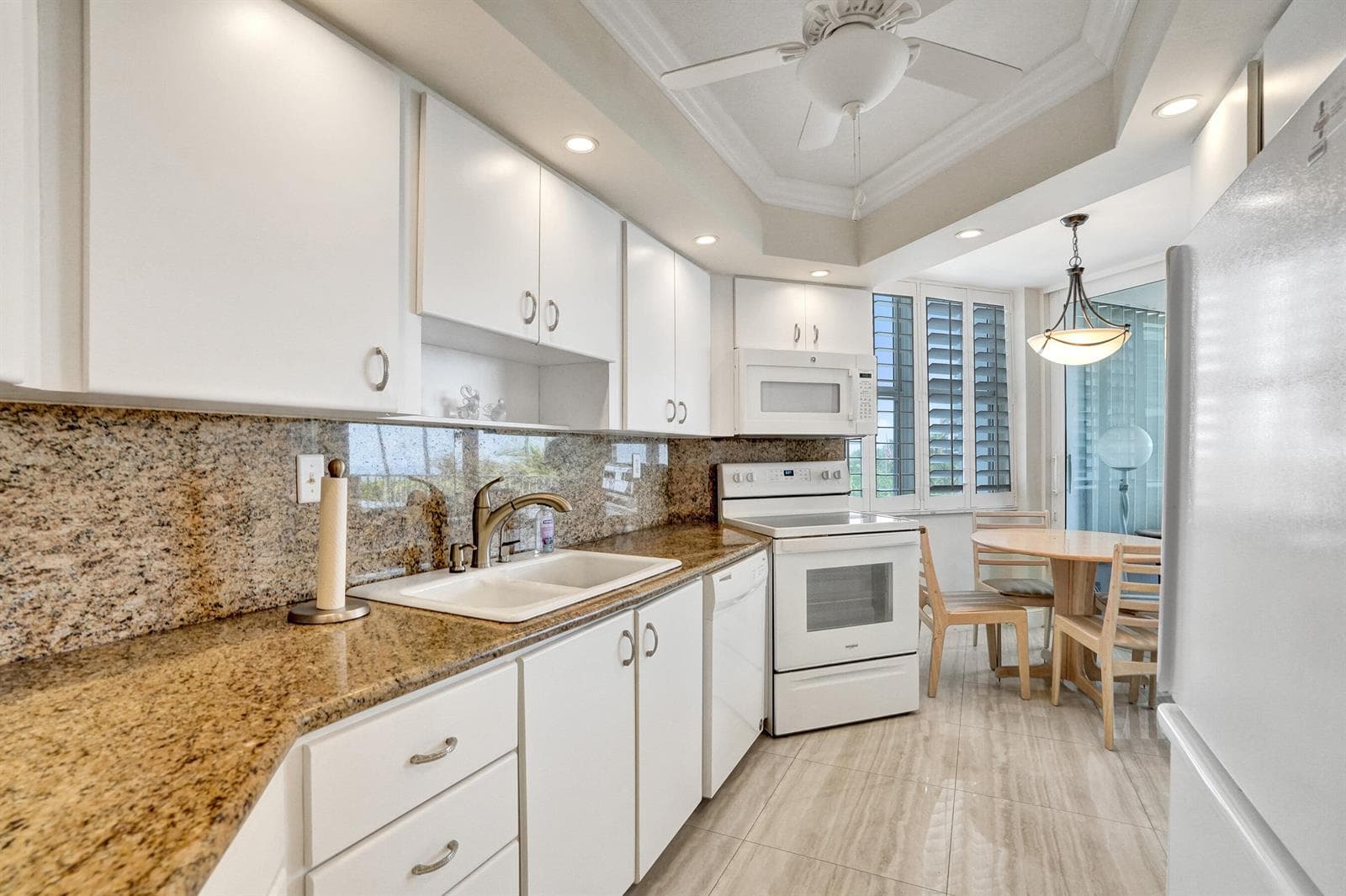 1340 S Ocean Boulevard 303 photo 18