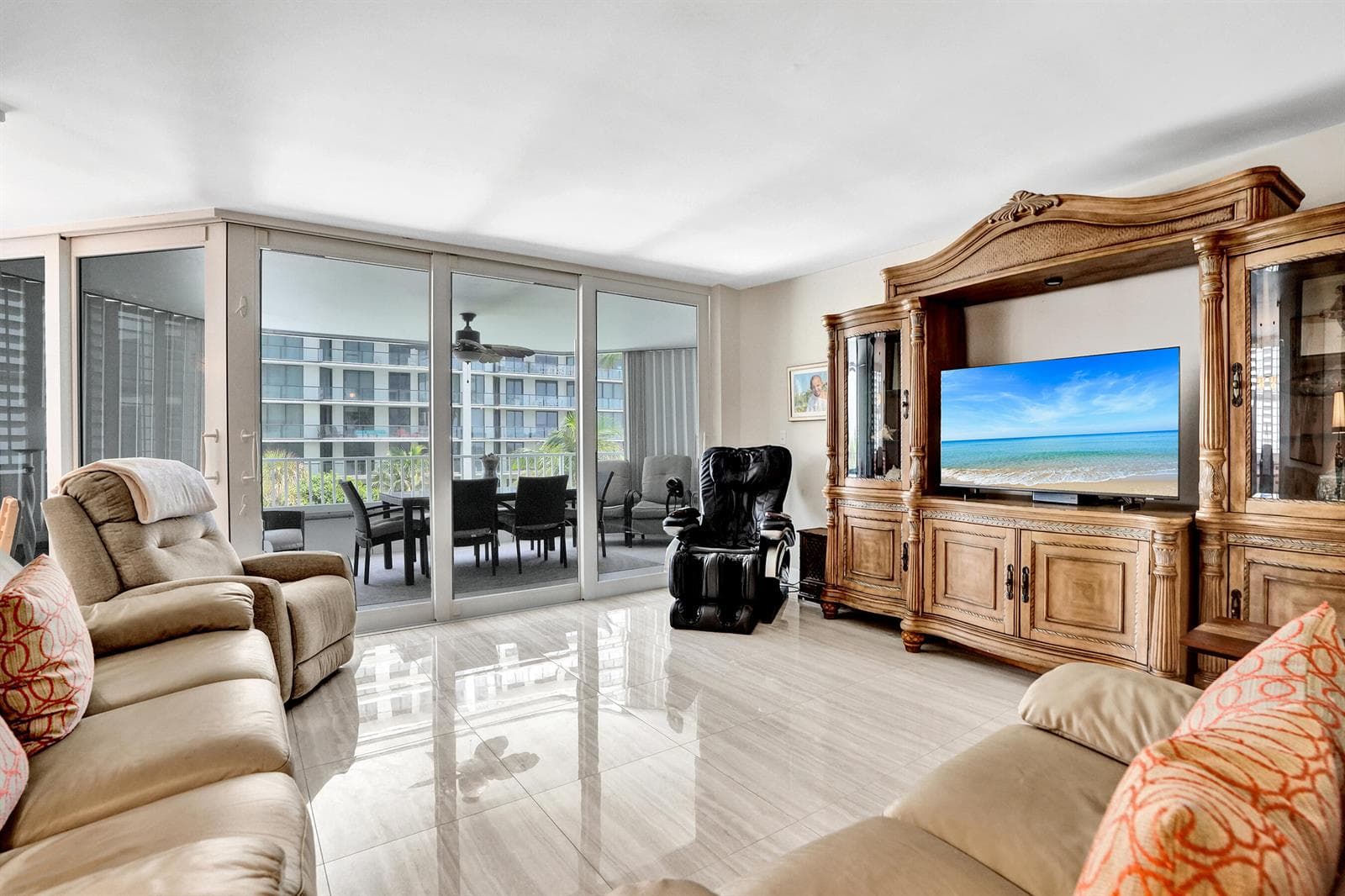 1340 S Ocean Boulevard 303 photo 15