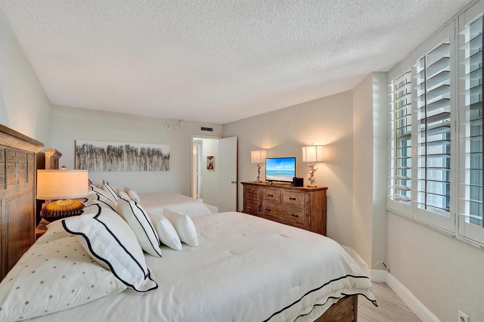 1340 S Ocean Boulevard 303 photo 8