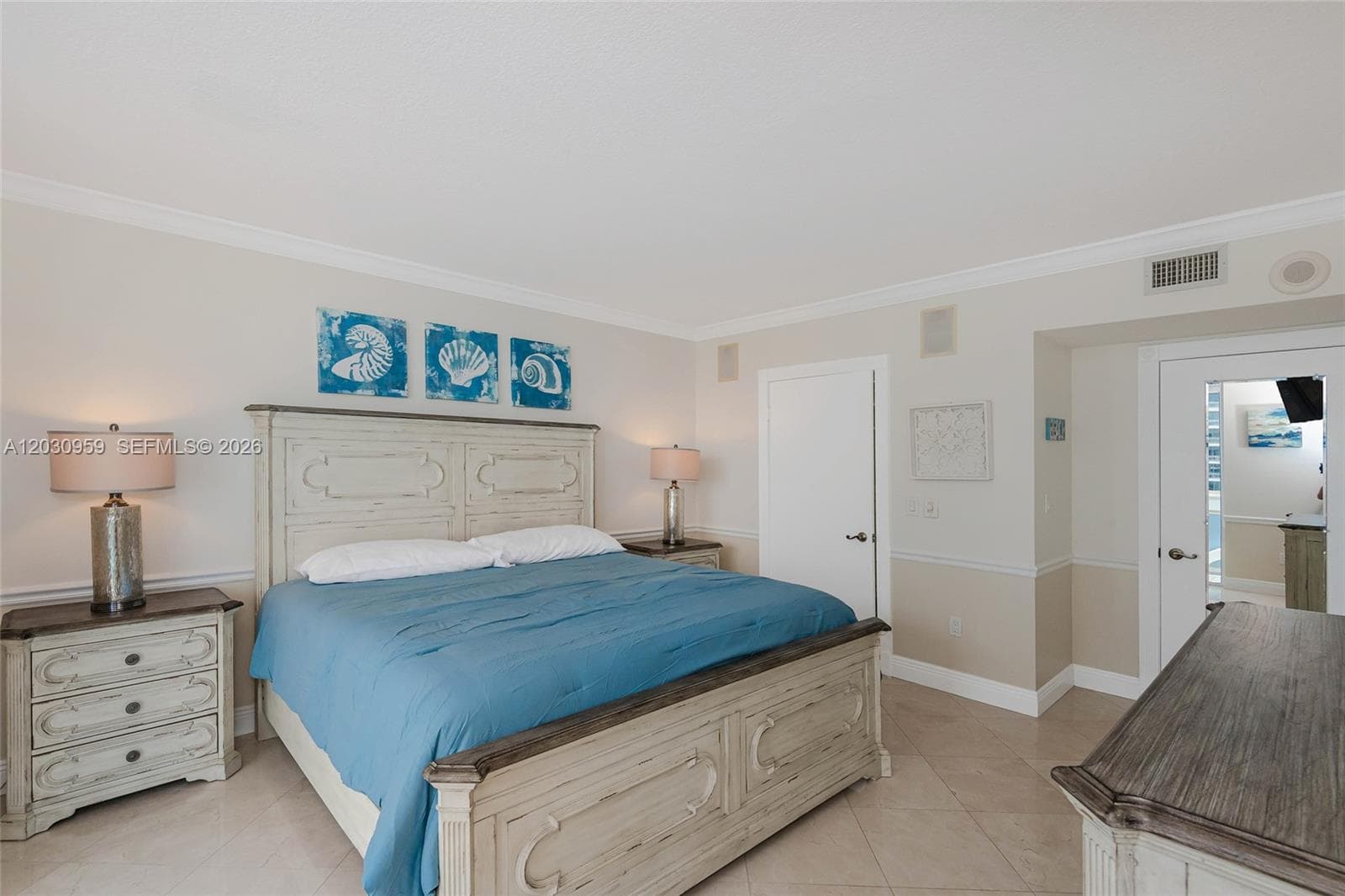 8855 Collins Ave 8J photo 17